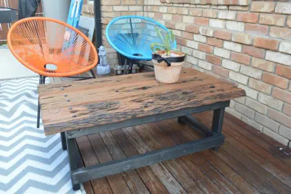 Big Red Shed Outdoor Table